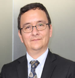 MBA Roberto Anchorena  Roggeroni