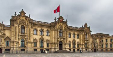 Proceso electoral peruano:  Reflexión frente a la recurrente crisis institucional y social