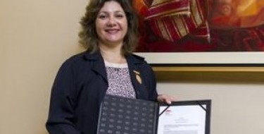 USAT nombra Visitante Ilustre a destacada doctora en Enfermería