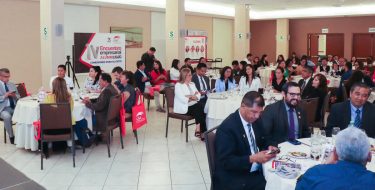 Alumni USAT realizó el iv encuentro empresarial “conexiones para el éxito”
