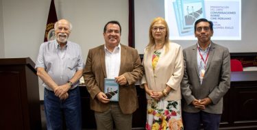 Un hito literario: presentan libro sobre cine peruano escrito por docente USAT