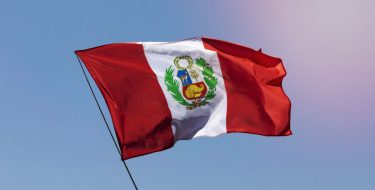 Día de la Bandera: ¿sabes cuántas banderas ha tenido el Perú?