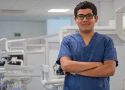 Egresado de la Escuela de Odontología obtiene reconocimiento por la Red de Salud Ferreñafe – Dirección Regional de Salud Lambayeque