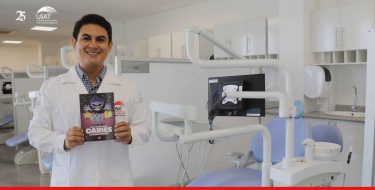 Egresado de Odontología USAT publica libro ‘Caries, la gran batalla’