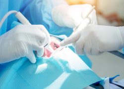 Residentes de la especialidad de periodoncia e implantología USAT realizaron una estancia en el centro de postgrado en odontología de Bauru, Sao Paulo – Brasil